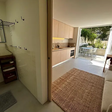 Lidia Apartment Estoril