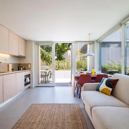 Lídia Apartamento Estoril